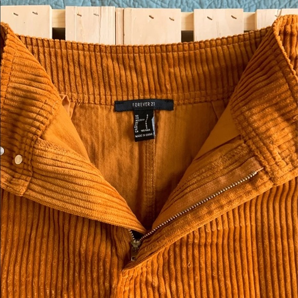 Women’s Corduroy Mini Skirt - Picture 3 of 5